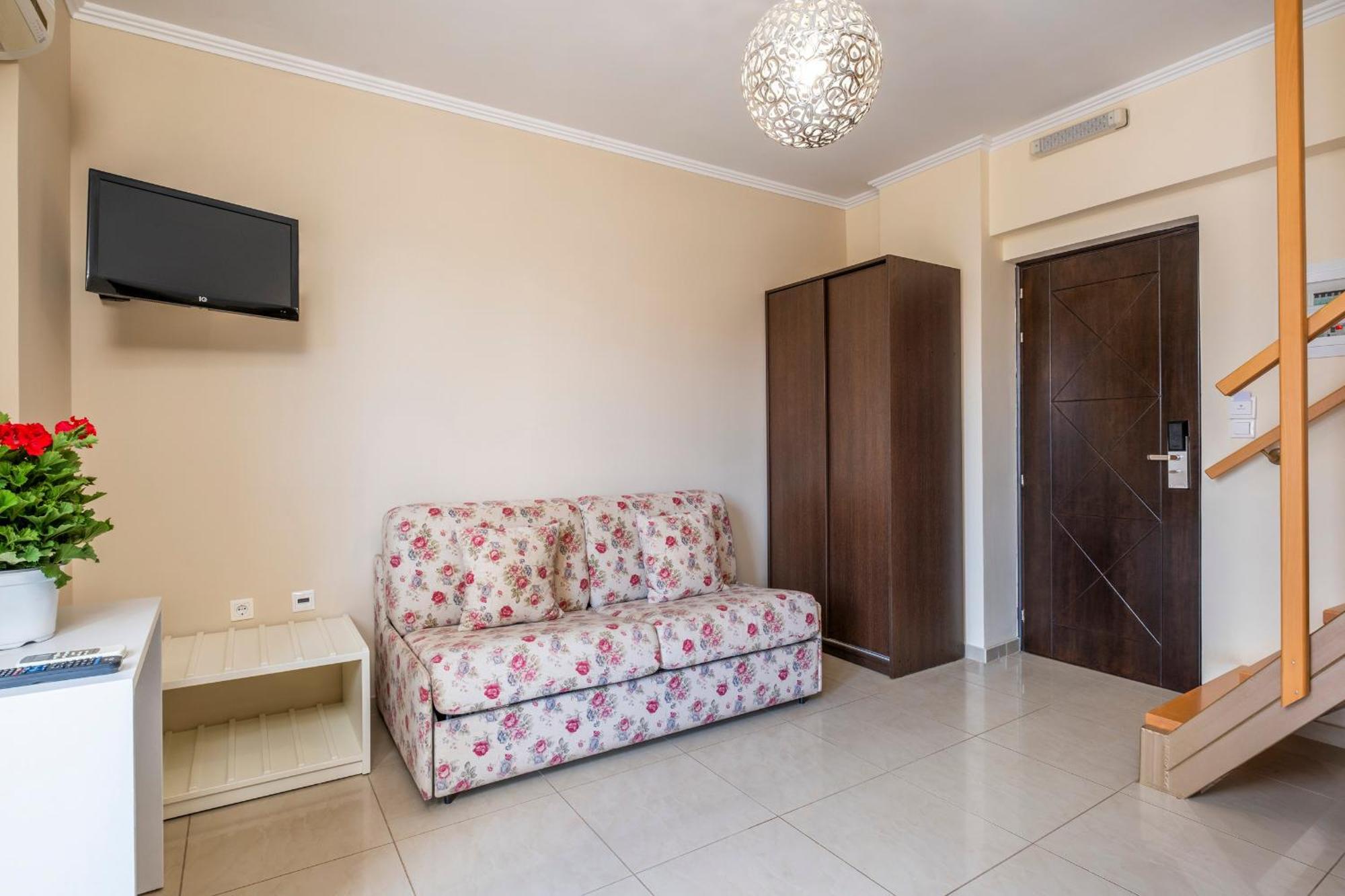 Areti Suites Kathaniá Extérieur photo
