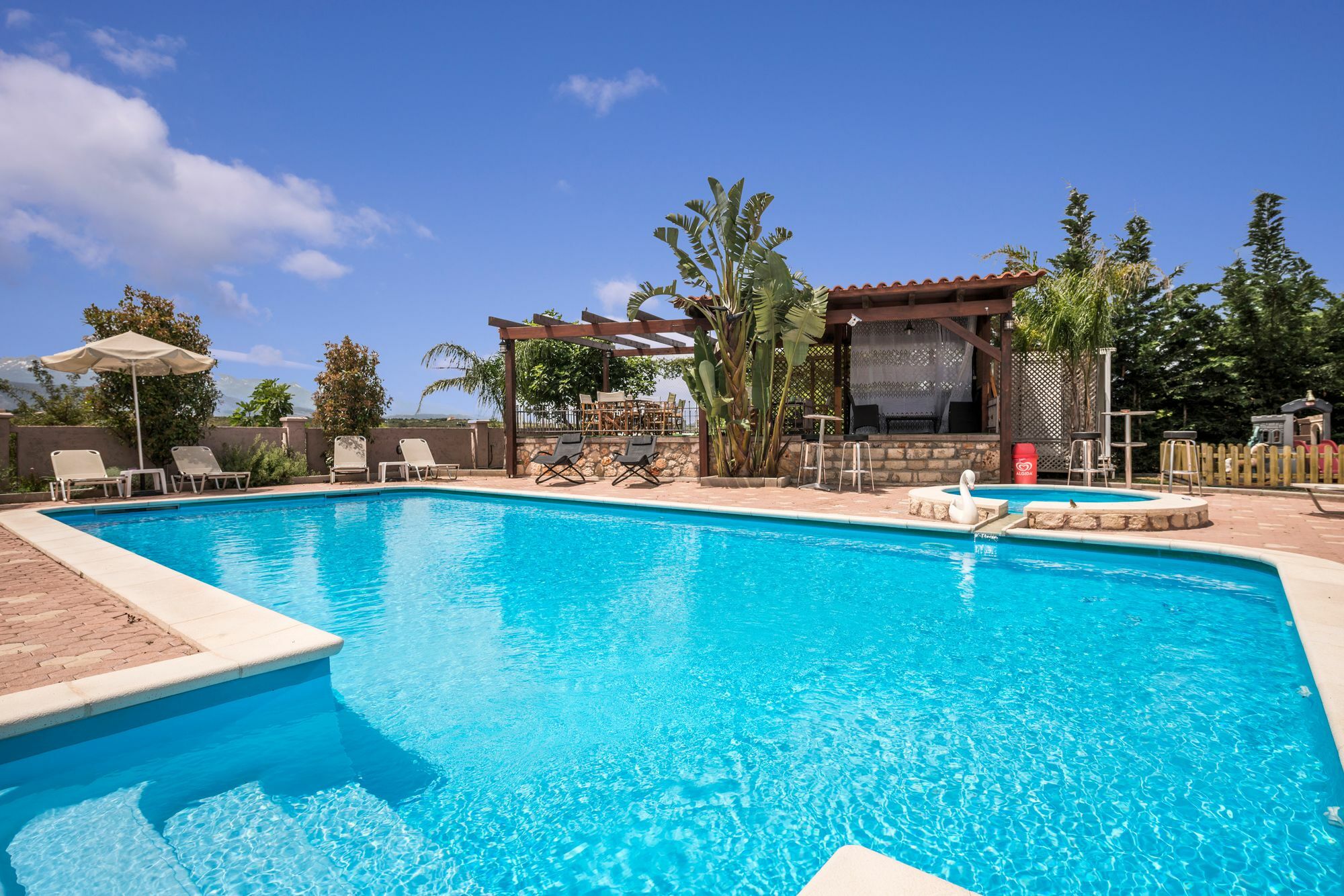 Areti Suites Kathaniá Extérieur photo